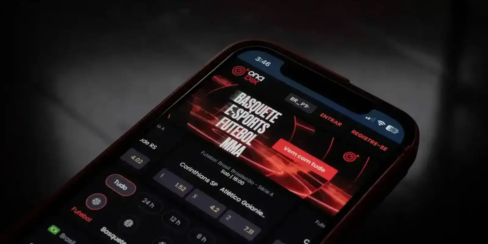 Tela de celular com um aplicativo de apostas esportivas